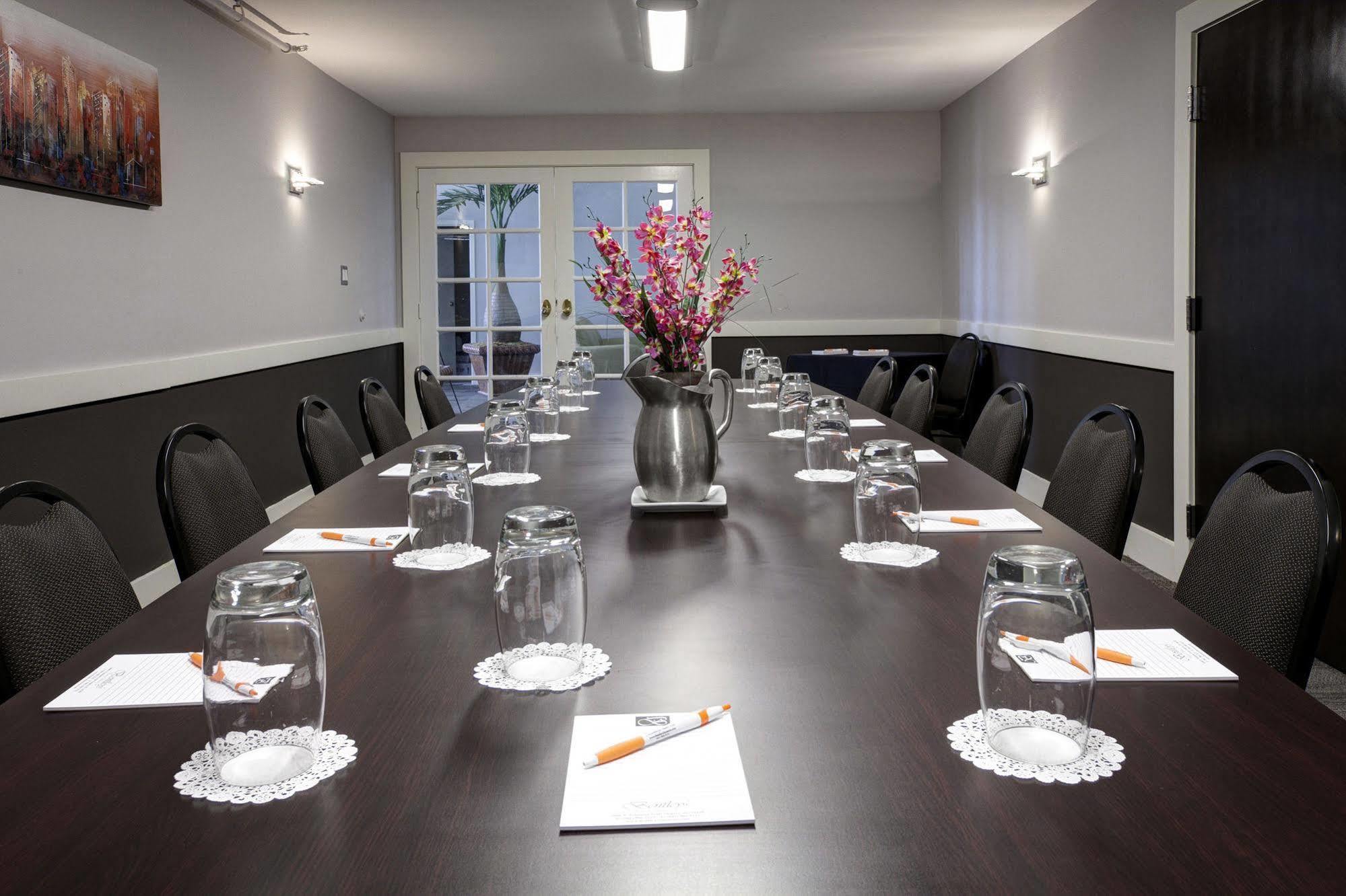 Osprey Bentley'S Boutique Hotel; Best Western Premier Collection עסק תמונה